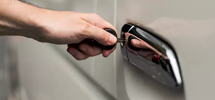 Why Choose Our Auto Locksmith Team in Central Islip, NY?